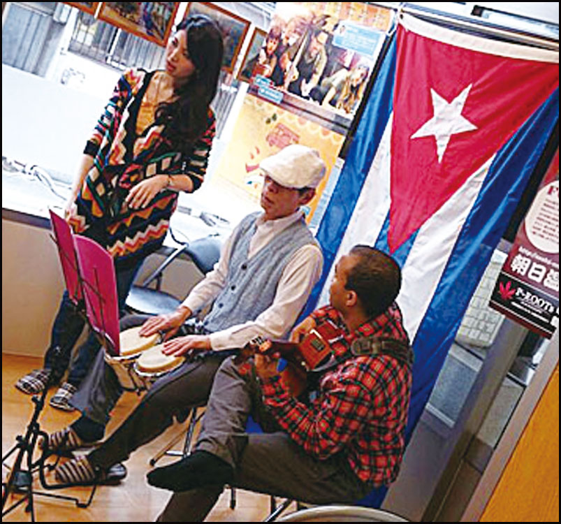 キューバ音楽ライブ　デラトーローバ♪ Ex Corde y 風呂屋のおやじ