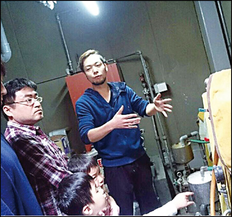 貼り切ってまいりまSHOW in 朝日温泉